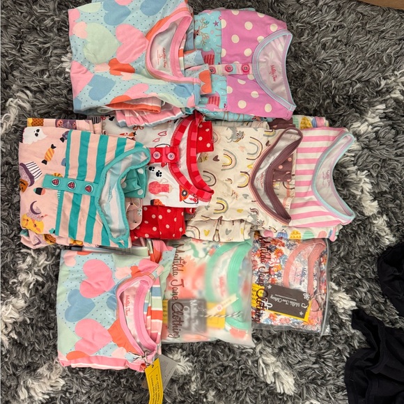 Matilda Jane Size 6 pajamas - Picture 1 of 1
